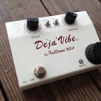Fulltone USA Deja Vibe ギターエフェクター Fulltone Mini Deja Vibe - Uni Vibe の独特な揺れを忠実に再現