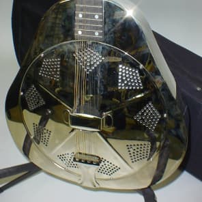 当季大流行 Johnson Metal Body Resonator Mandolin with Featherweight 弦楽器