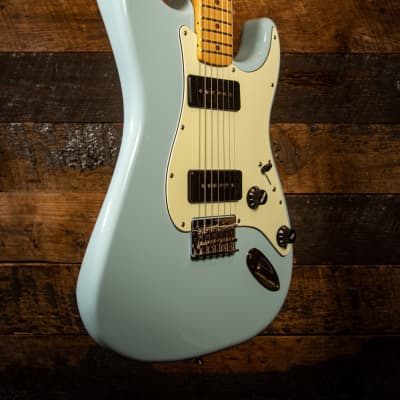 Fender Noventa Stratocaster in Daphne Blue image 6