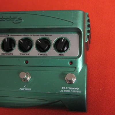 used Line 6 DL-4 Modeler [NOT DL4 MkII ver] from 1999 or early 2000s, + used Truetone adapter & clean 1 SPOT L6 Converter, MISSING the battery cover, if using batteries you'll need to cover battery compartment opening with tape (NO box / NO paperwork) image 16