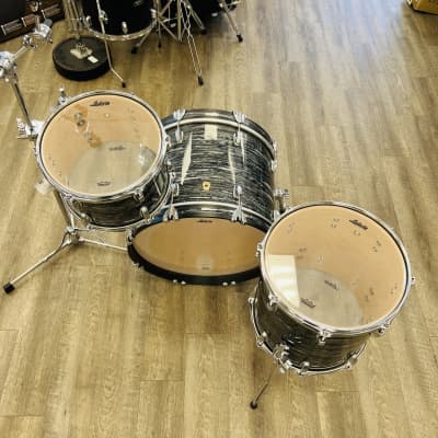 Ludwig Classic Maple Downbeat 3-Pc Shell Pack 12/14/20 (Vintage Black Oyster) image 5