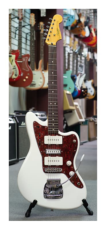 Fender jazzmaster shop robert smith