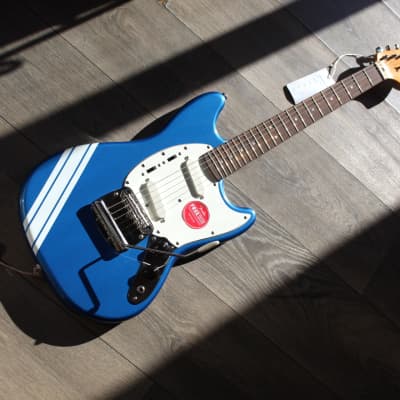 Immagine SQUIER " Classic Vibe '60s Mustang Lake Placid Blue" by FENDER - 1