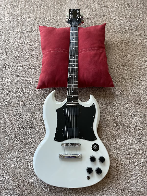 Epiphone G-310 (1997 - 2019)