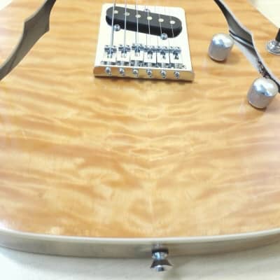 Haze Quilted Natural Semi-Hollow Body Electric Guitar Pack  HSTL 1901 2FH QN image 8