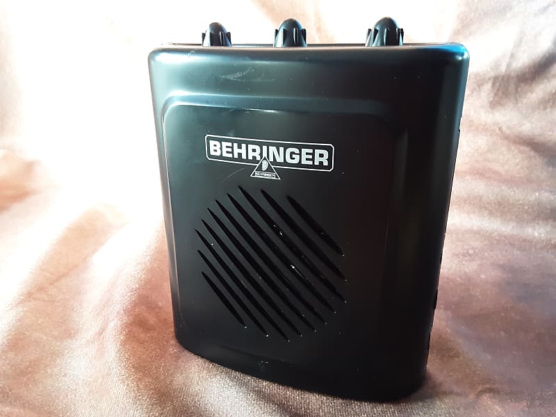 Behringer MINIAMP GMA100 Portable Guitar Amplifier 2000s Black image 1