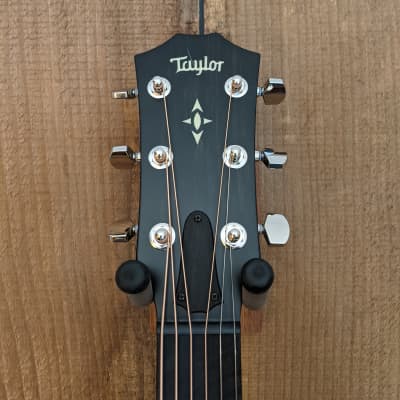 Taylor Builder's Edition 517e Acoustic Electric Guitar Natural image 7
