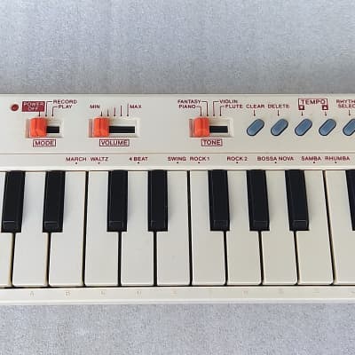 Realistic Concertmate 350 Portable Keyboard Electronic Synthesizer Vintage