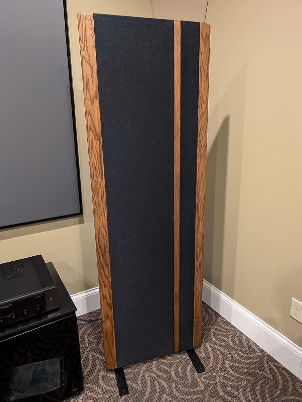 Magnepan MG-3.3R Wood Trim Magneplanar Speakers w/ Stands (Pair)  			