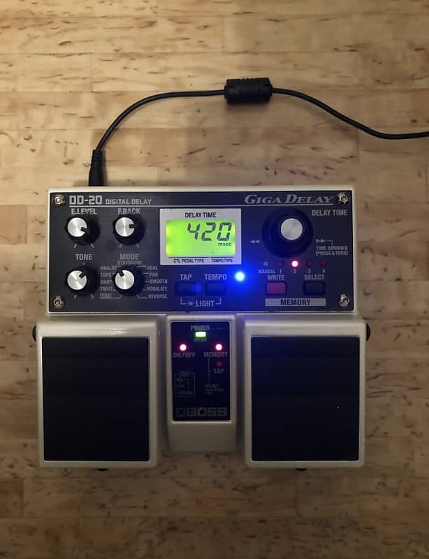 Boss DD-20 Giga Delay