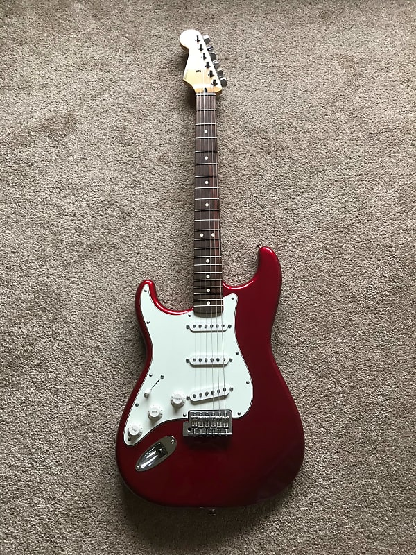だ*り様 Fender Standard Stratocaster left h Fender Standard Stratocaster Left-Handed 2006 - 2017