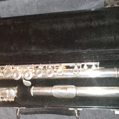 Omega Music  SML Paris FL300R Flute Traversière