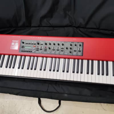 Nord Piano 2 / Original Pedal, Bag and Library