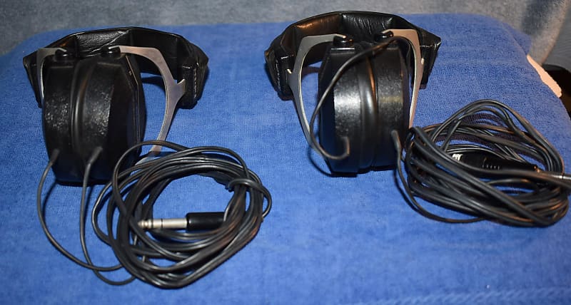 Vintage best sale studio headphones