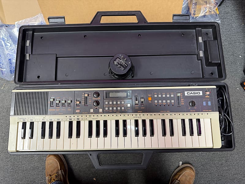 Casio MT-70 Casiotone 49 Key Synthesizer w/ MS-1 Barcode | Reverb