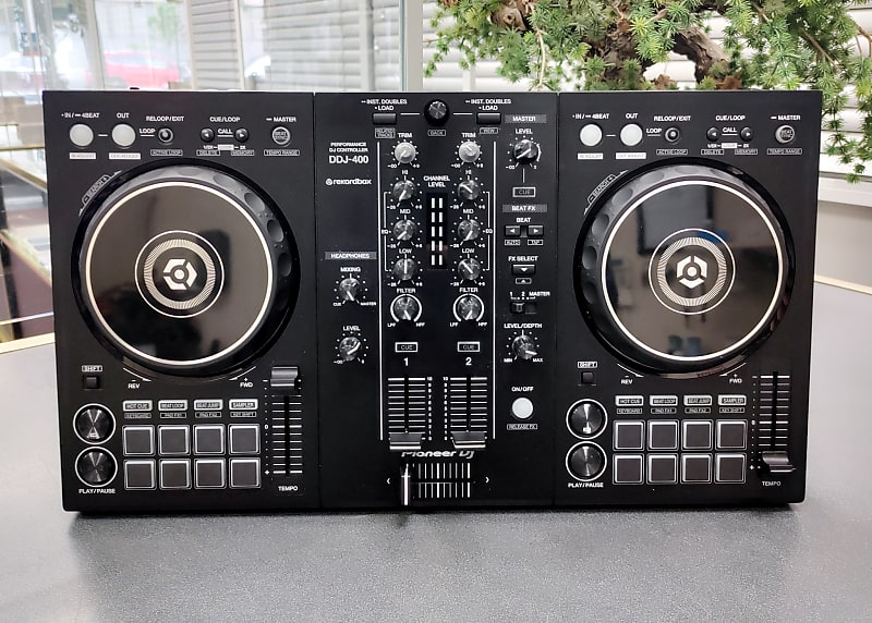 Pioneer DDJ 400 Dj Controller, Cables, Roland Headphones, 48 OFF