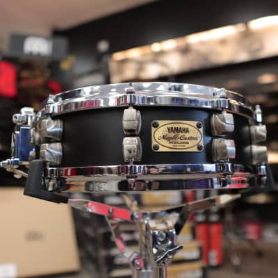 Yamaha Club Custom snare swirl black | Reverb