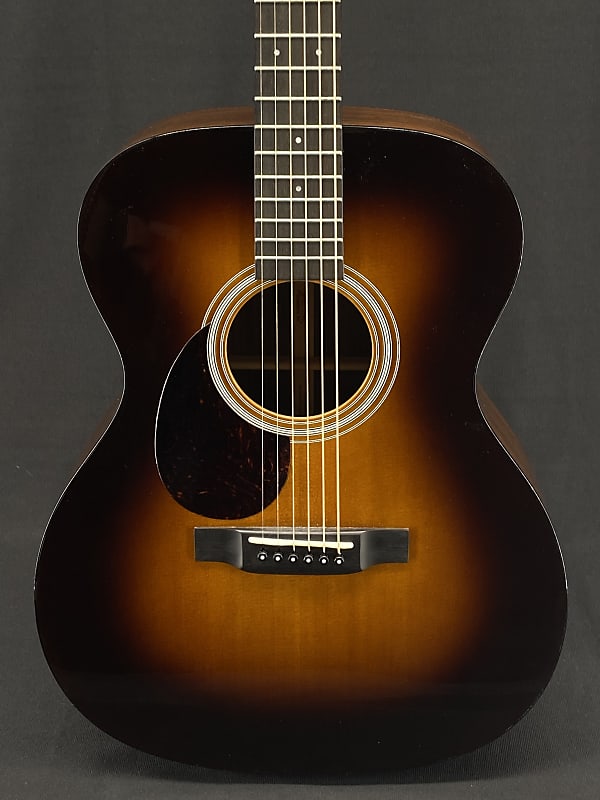 Martin Custom Shop Left-Handed OM-21 Sunburst Top image 1