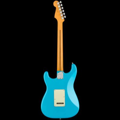 Fender American Professional II Stratocaster Rosewood Fingerboard Miami Blue image 4