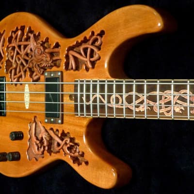 Bacchus STRONG 36 Super Jazz Bass 5 String Flame Top