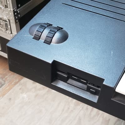 E-MU Systems Emax II 61-Key 16-Voice Sampler Workstation 1989 - Black image 4