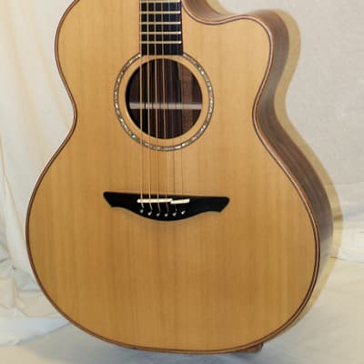 Avalon Ard Ri A1-325CE Acoustic Electric Guitar Handcrafted in Northern Ireland image 3