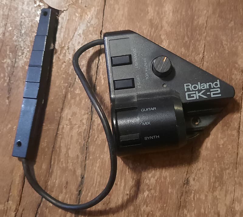 Roland GK2 Divided Synth/Guitar Pickup w/ 11 PIn Cord | Reverb