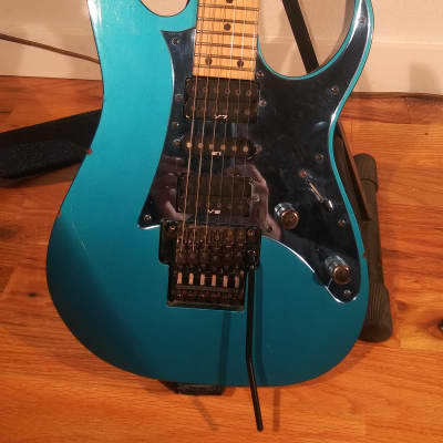 Ibanez RG550M 1991 - Blue with Blue Mirror Pick Guard image 4