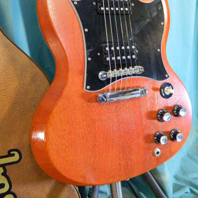 Gibson SG Special Crescent Moons 2002 - Worn Cherry - Brand New Gibson Case for sale