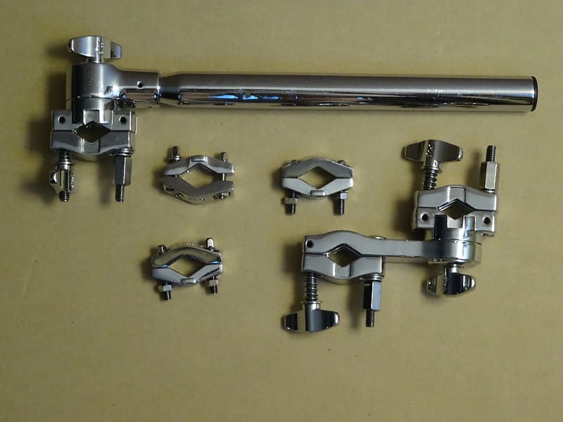 Cymbal Clamp DW Mega Clamp V To 1/2 Or 7/16 Tom Stand