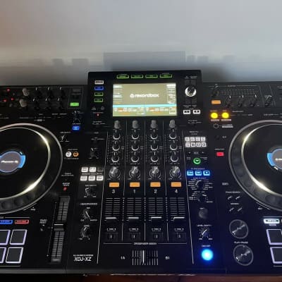 Pioneer DJ XDJ-XZ All In One DJ System - Black | Reverb Canada