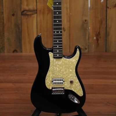 Fender Tom Delonge Stratocaster 2002 - Black for sale