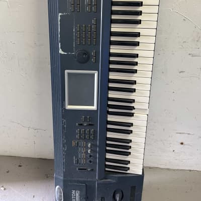 Korg Triton Extreme 88-Key 120-Voice Polyphonic Workstation 2005 - 2009 - Black