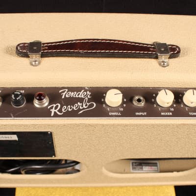 Fender '63 Reverb Unit Reissue - White Tolex image 2