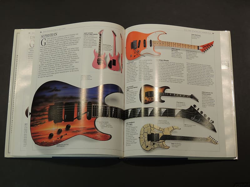 Hal Leonard The Ultimate Guitar Book by Tony Bacon [Three Wave Music]