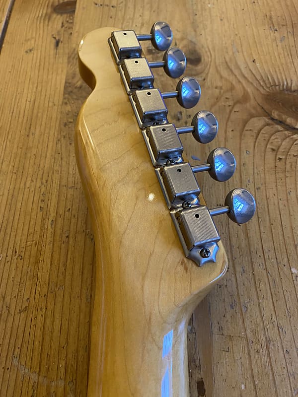 Fender Japan Telecaster Fully Bound '62 Custom Reissue w Fender Japan Telecaster Fully Bound '62 Custom Reissue w