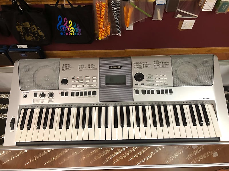 Yamaha PSR-E413 61-Key Portable Keyboard package | Reverb