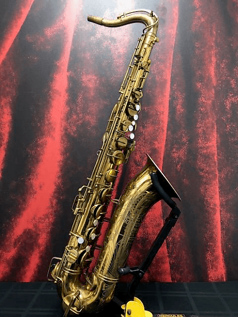 Buescher “Big B” Aristocrat Series II Tenor Saxophone 1948