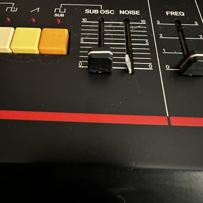 Roland Juno-60 61-Key Polyphonic Synthesizer 1982 - 1984 - Black image 2