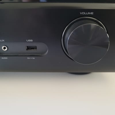 YAMAHA RX-V385 5.1-Channel 4K Ultra HD AV Receiver with Bluetooth