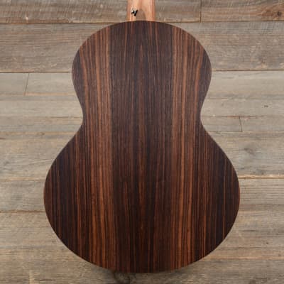 Sheeran by Lowden S02 Sitka Spruce/Indian Rosewood w/Top Bevel & LR Baggs Element VTC image 3