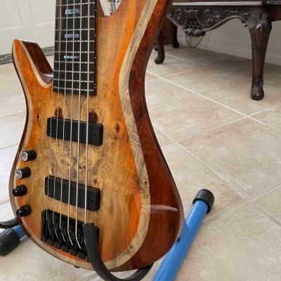 Kiesel Vanquish Bass 6 String 2020 Left Handed image 3