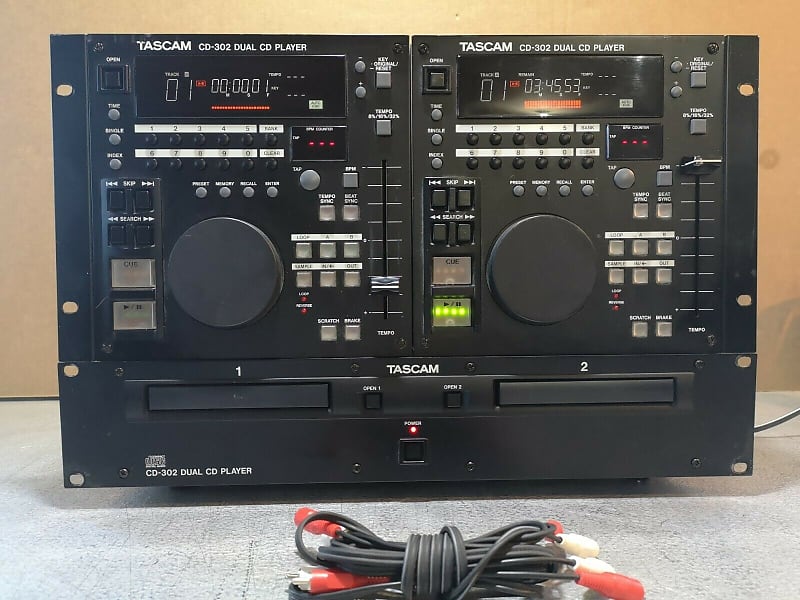 DJ機材 TASCAM CD-302 DUAL CD PLAYER CD-302 | Dual Deck DJ CD System | TASCAM | International Website