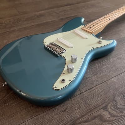 Fender 2020 - Fender Duo Sonic Lake Placid Blue MIM image 2
