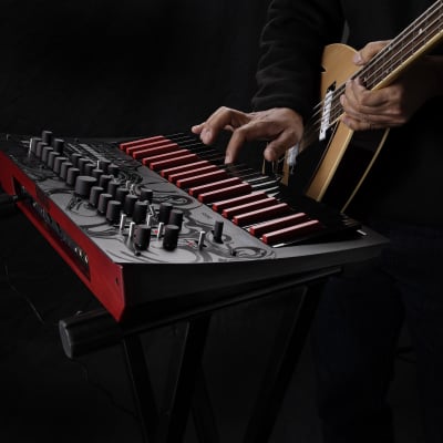 Korg Minilogue Bass 37-Key 4-Voice Polyphonic Synthesizer 2022 - Present - Black image 13
