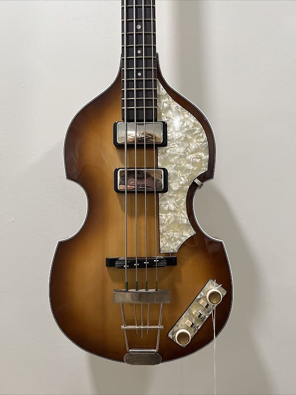Hofner 500/1 "Cavern" Violin Bass 1961 - Sunburst image 1