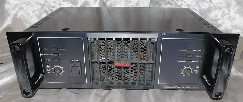 Ramsa WP-9220 monitor grade power amplifier