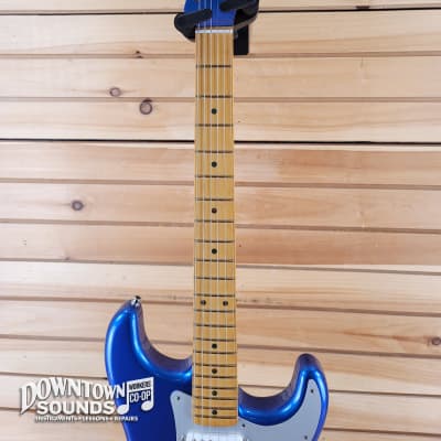 Fender Limited Edition H.E.R. Stratocaster with Deluxe Fender Bag - Blue Marlin image 4