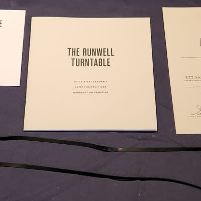 Shinola Runwell Turntabel w/ Ortofon 2M Blue MM Cartridge 5.5mV  2018 Black image 8