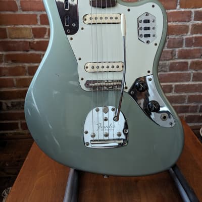 Fender American Vintage '62 Jaguar | Reverb Canada